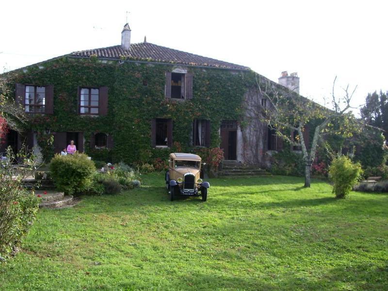 Chez Mamie Et Papi Bed and Breakfast Puynormand Zewnętrze zdjęcie