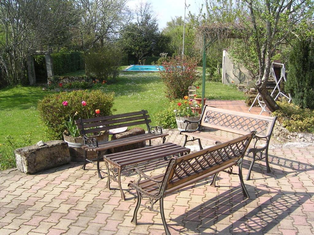 Chez Mamie Et Papi Bed and Breakfast Puynormand Zewnętrze zdjęcie