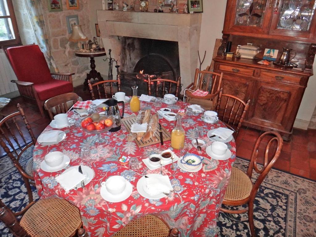 Chez Mamie Et Papi Bed and Breakfast Puynormand Zewnętrze zdjęcie